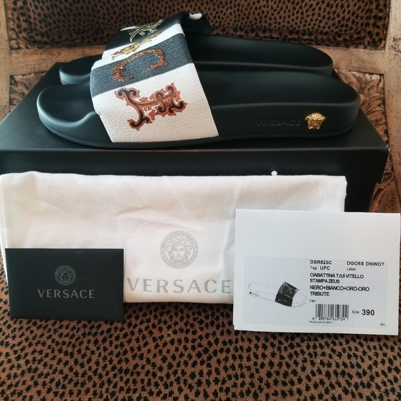 Versace Shoes - VERSACE FACES MOTIF LEATHER SLIDES - Size 39